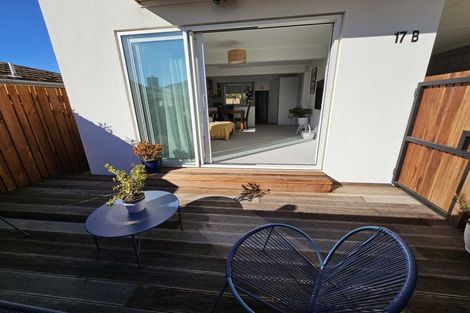 Photo of property in 17a West Avenue, Saint Clair, Dunedin, 9012