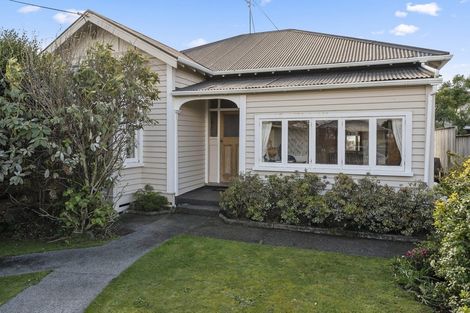 Photo of property in 5 Karamu Street, Strandon, New Plymouth, 4312