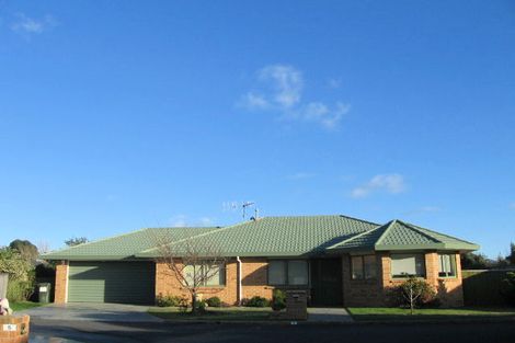 Photo of property in 9 Glen Loch Place, Paraparaumu, 5032