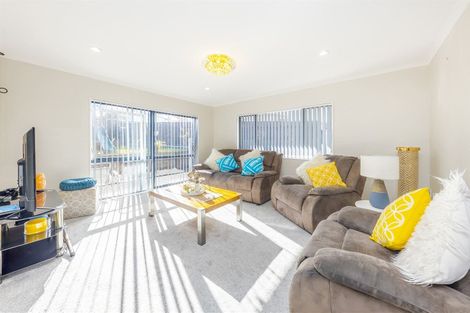 Photo of property in 31 Bellville Drive, Clendon Park, Auckland, 2103