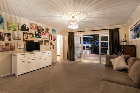 Photo of property in 1/42 Toroa Street, Torbay, Auckland, 0630