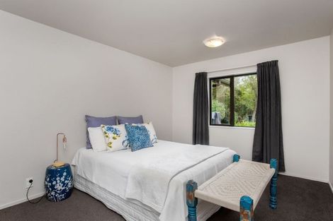 Photo of property in 18 Selkirk Place, Marshland, Christchurch, 8051