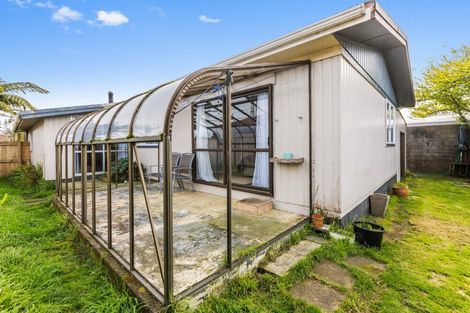 Photo of property in 25 Konini Street, Inglewood, 4330