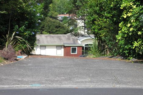 Photo of property in 20 Highwood Grove, Torbay, Auckland, 0630