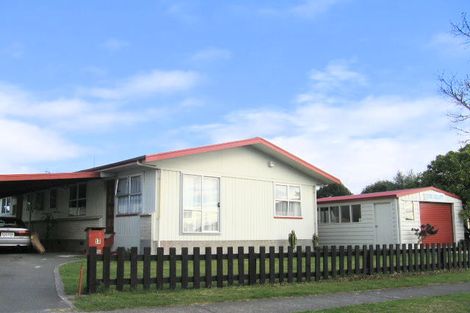 Photo of property in 17 Durham Avenue, Tamatea, Napier, 4112