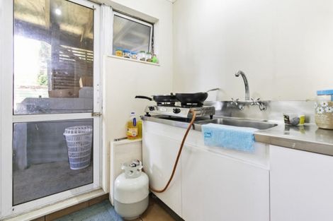 Photo of property in 5a Utting Street, Birkdale, Auckland, 0626