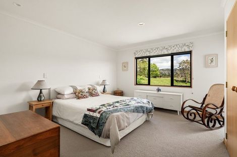 Photo of property in 42 Walker Road West, Aongatete, 3178