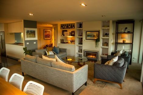 Photo of property in 10 Tapley Paddock, Wanaka, 9305