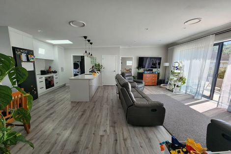 Photo of property in 1184a Taita Drive, Taita, Lower Hutt, 5011