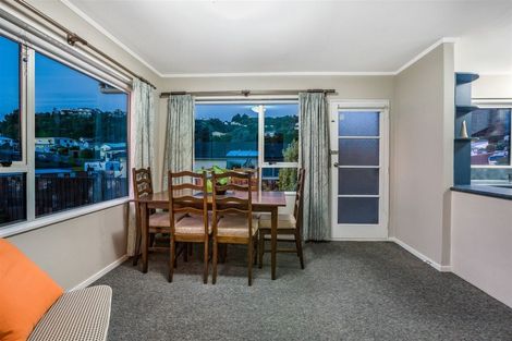 Photo of property in 6b Yarrow Place, Papakowhai, Porirua, 5024
