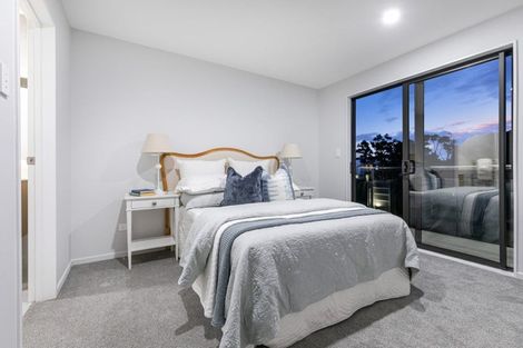 Photo of property in 11b Rockpool Road, Orewa, 0931