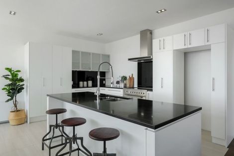 Photo of property in 4 Pennine Way, Huntsbury, Christchurch, 8022