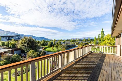 Photo of property in 34 Charles Court, Lake Hawea, Wanaka, 9382