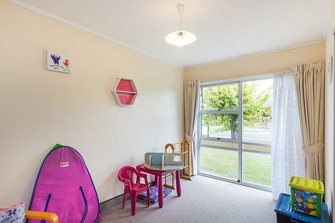 Photo of property in 12 Wedgwood Grove, Highbury, Palmerston North, 4412