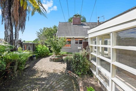 Photo of property in 1 Deseret Road, Temple View, Hamilton, 3218