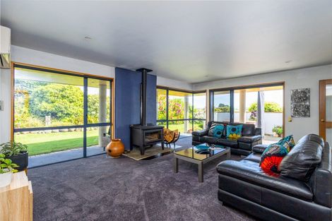 Photo of property in 390 Hadlow Road, Claremont, Timaru, 7974