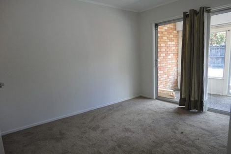 Photo of property in 2/22 Abercrombie Street, Howick, Auckland, 2014