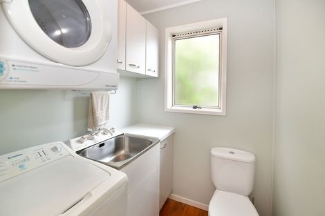 Photo of property in 10 Totara Road, Stanmore Bay, Whangaparaoa, 0932