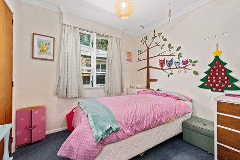 Photo of property in 12 Wyndham Road, Pinehaven, Upper Hutt, 5019