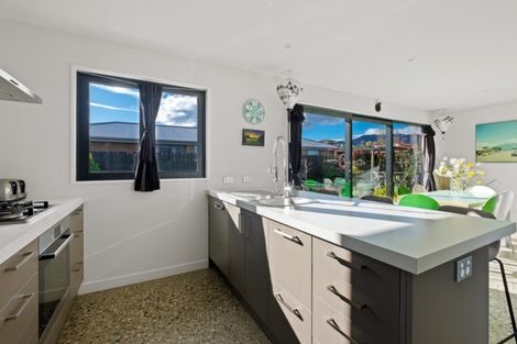 Photo of property in 6 Hewson Crescent, Lake Hawea, Wanaka, 9382