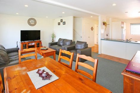 Photo of property in 25/45 Secoia Crescent, Mangere, Auckland, 2022