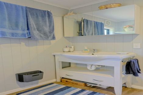 Photo of property in 245 Horokiwi Road, Horokiwi, Wellington, 5016