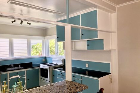 Photo of property in 1/40 Nile Road, Milford, Auckland, 0620