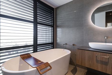 Photo of property in 17 Falconer Rise, Jacks Point, Queenstown, 9371