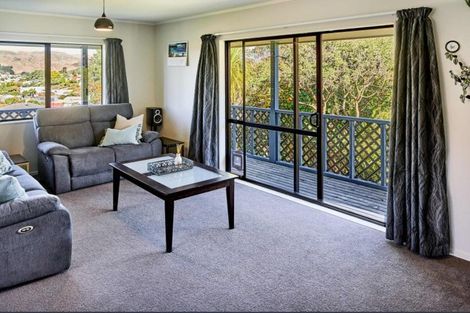 Photo of property in 77 Conclusion Street, Ascot Park, Porirua, 5024