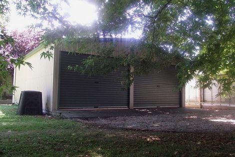 Photo of property in 1 Kent Street, Carterton, 5713