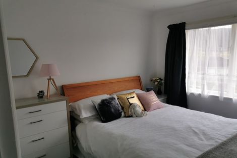 Photo of property in 9 Peel Place, Wainuiomata, Lower Hutt, 5014