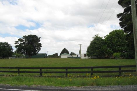 Photo of property in 245 Karaka Nth Road, Karaka, Papakura, 2580