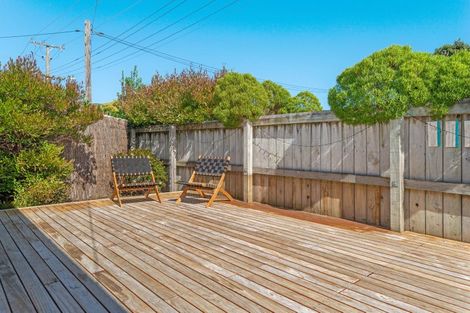 Photo of property in 27 Douglas Street, Okitu, Gisborne, 4010
