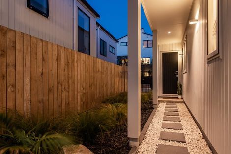 Photo of property in 35 Pohewa Road, Silverdale, 0932