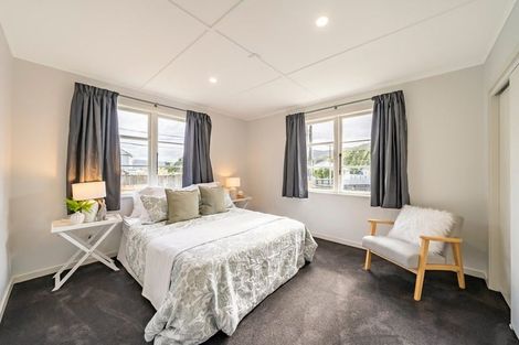 Photo of property in 31 Newcombe Street, Naenae, Lower Hutt, 5011