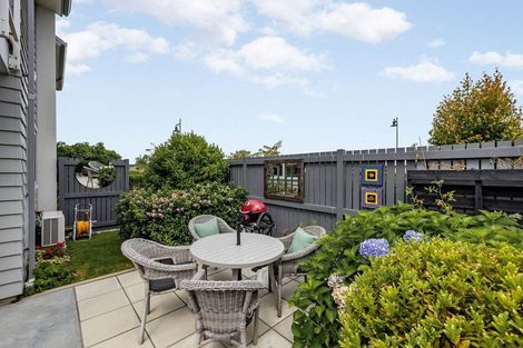 Photo of property in 46 Plescher Crescent, Leamington, Cambridge, 3432