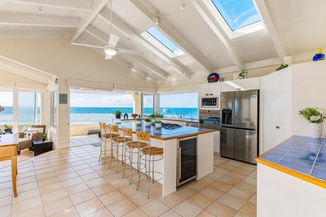Photo of property in 9a Holiday Road, Milford, Auckland, 0620