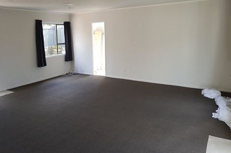 Photo of property in 46 Duggan Avenue, Mangere, Auckland, 2022