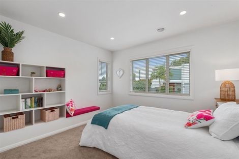 Photo of property in 73l Park Rise, Campbells Bay, Auckland, 0630