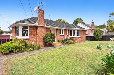 Photo of property in 1/23 Woodward Avenue, Mangere Bridge, Auckland, 2022