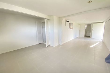 Photo of property in 54 Potter Avenue, Northcote, Auckland, 0627