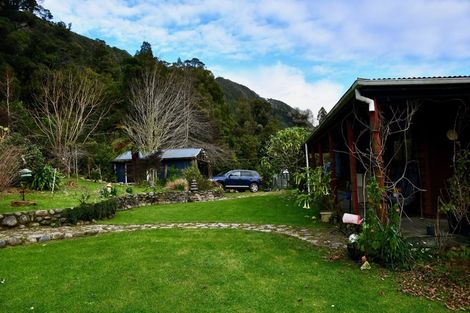 Photo of property in 4456e Karamea Highway, Karamea, 7893