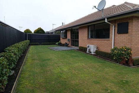 Photo of property in 1/21 Kintyre Drive, Broomfield, Christchurch, 8042