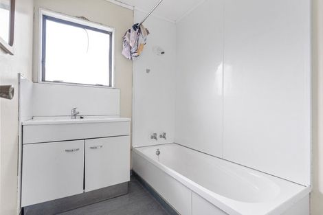 Photo of property in 1/12 Templeton Place, Clendon Park, Auckland, 2103