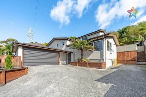 Photo of property in 2/150 Tirohanga Road, Tirohanga, Lower Hutt, 5010