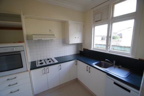Photo of property in 1/76 Cambridge Terrace, Waterloo, Lower Hutt, 5011