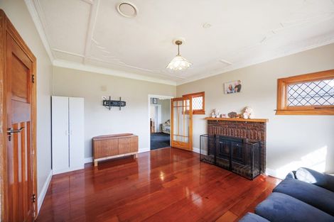 Photo of property in 19 East Street, Feilding, 4702