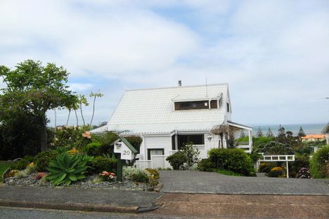 Photo of property in 20 Kotanui Avenue, Army Bay, Whangaparaoa, 0930