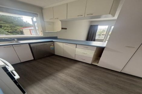 Photo of property in 470d Stokes Valley Road, Stokes Valley, Lower Hutt, 5019