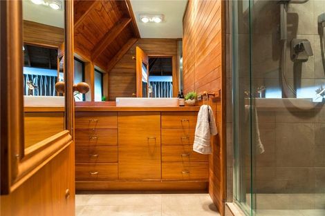 Photo of property in 25 Austin Road, Greenhithe, Auckland, 0632